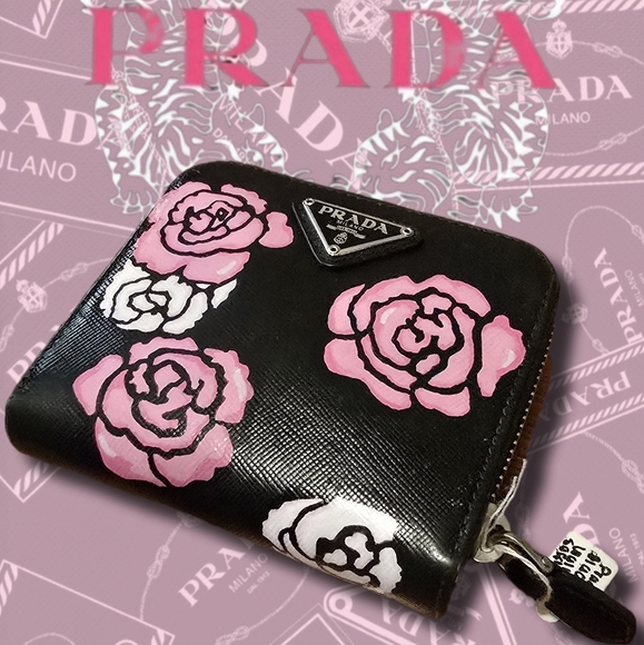 ⭐️Prada X Bunny Starling Custom Rose Luxury Leather Black Wallet - Picture 1 of 4